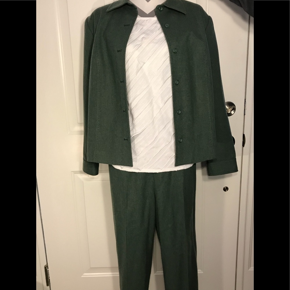💄Pendleton wool suit 16 petite green EUC - Picture 2 of 5